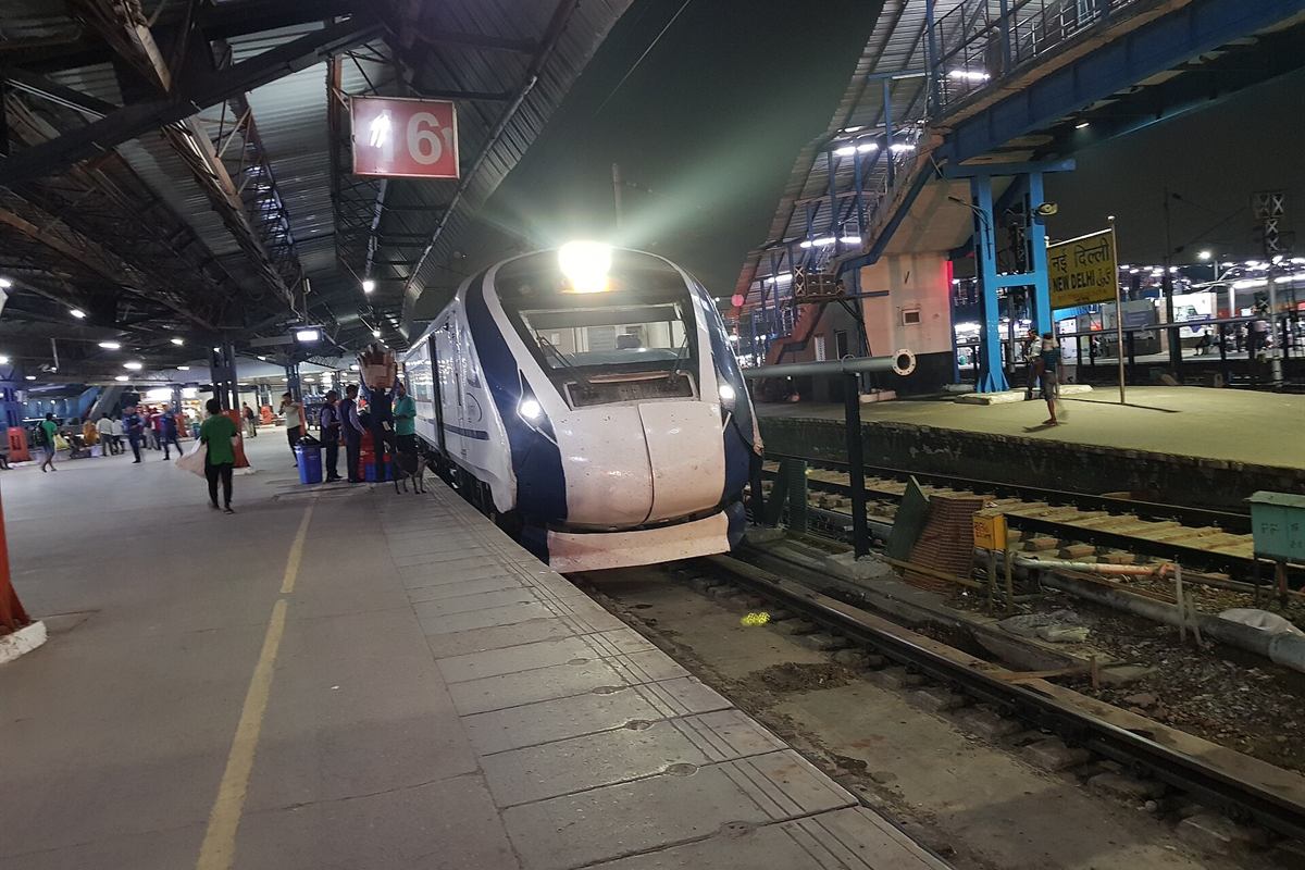A Vande Bharat Express standing at platform 16 of New Delhi railway station